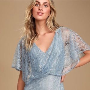 NWT Lulu's Dreaming of You floral lace maxi dress in XS. Never worn.
